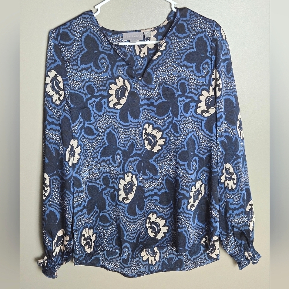 Women's Ted Baker Bernot Floral Navy Luxury Basic Blouse, Size Medium‎